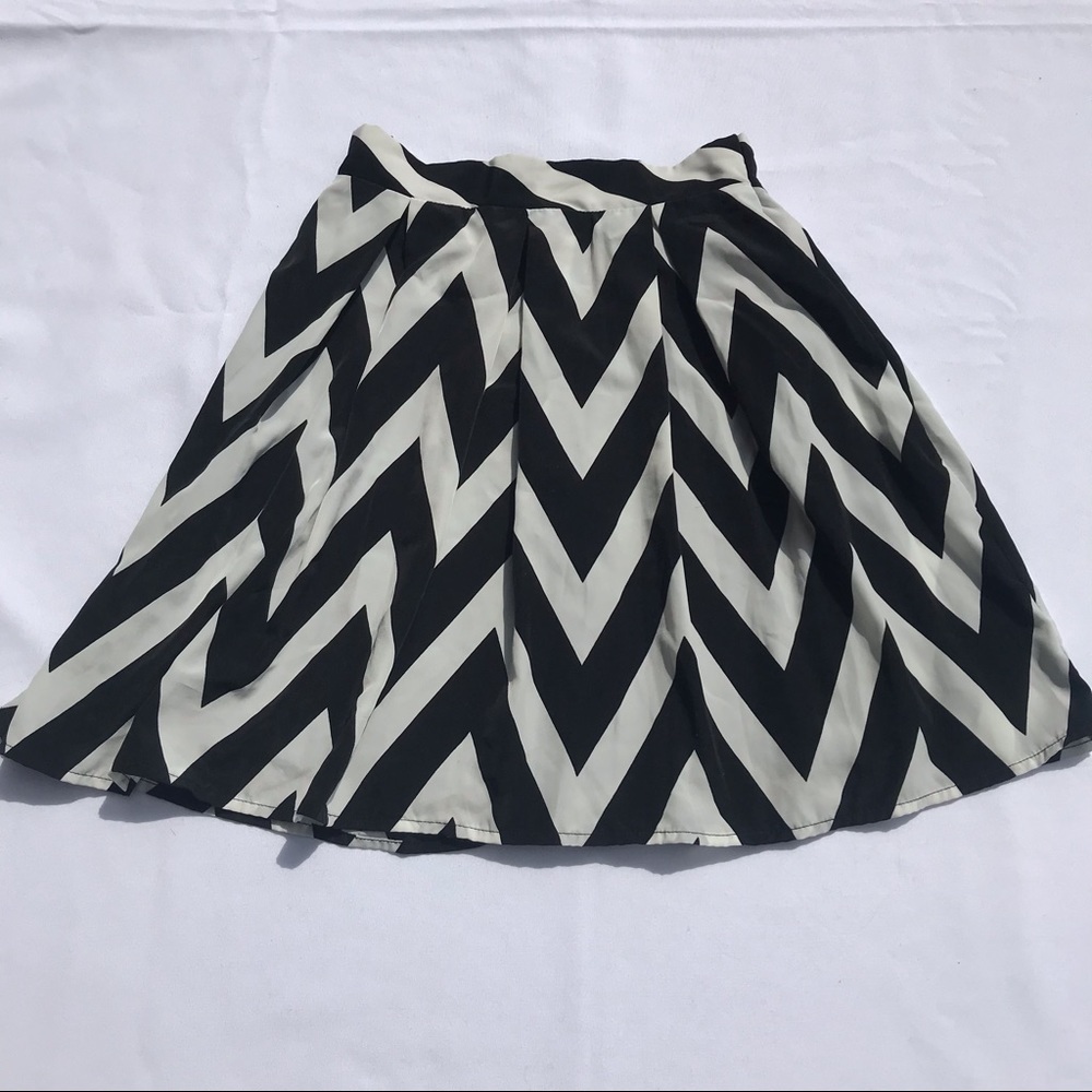 Black and White Patterned Skirt
